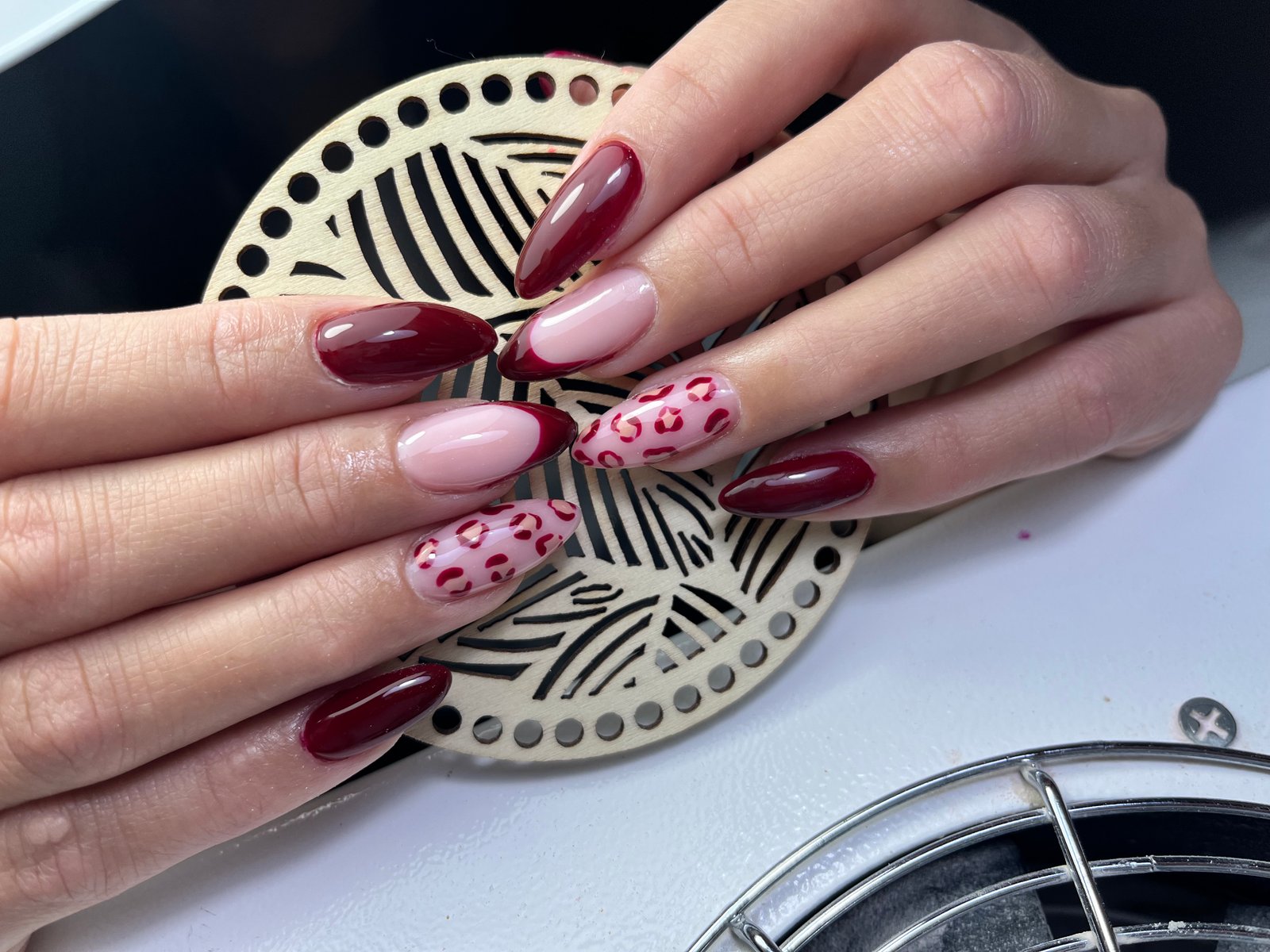 Trabajo de uñas en Diana Nails Archena